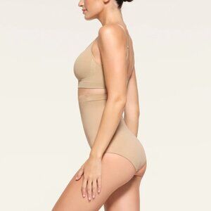 NWOT Skims Core Control High Waisted Brief - XL - Clay?